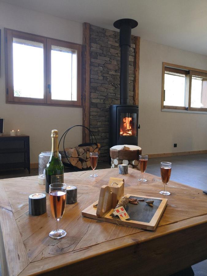 Chez Lucienne, Jacuzzi Et Sauna Samoëns Eksteriør bilde