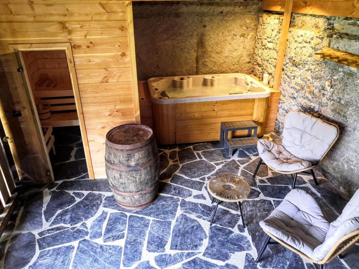 Chez Lucienne, Jacuzzi Et Sauna Samoëns Eksteriør bilde